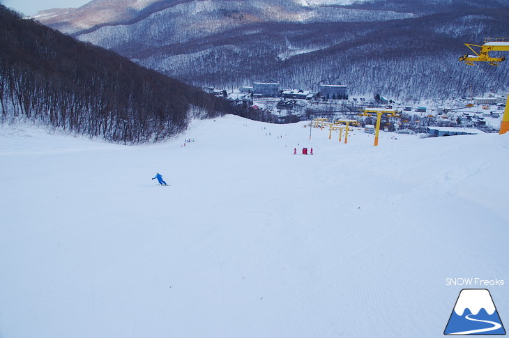 朝里川温泉スキー場 強風にも負けずリフト運行！絶景と急斜面が魅力の穴場ゲレンデ♪